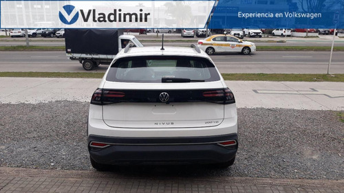 Imagen 6 de 11 de Volkswagen Nivus Confortline 2022 0km