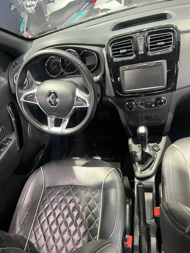 Renault Logan 1.6 Privilege / Intens
