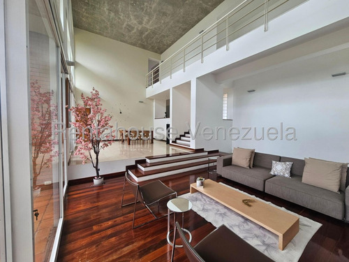 Dc Casa En Alquiler En Alto Hatillo 25-7287 Yf