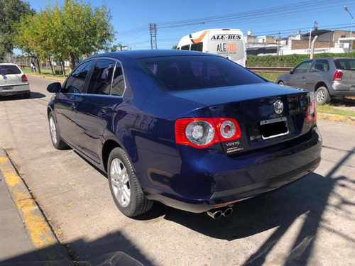 Volkswagen Vento 2.5 Advance 2008