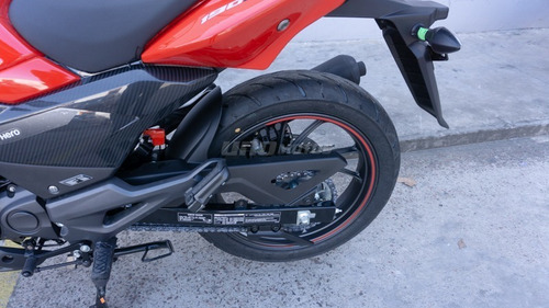 Imagen 4 de 16 de Hunk 190 Fi 0km 2022 + Baul Portacasco No Bajaj Ns 200 Usado