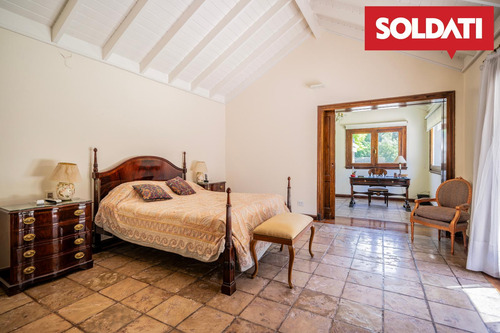 Highland Park Cc, Alberti, Venta De Casa Lote 2800 Metros