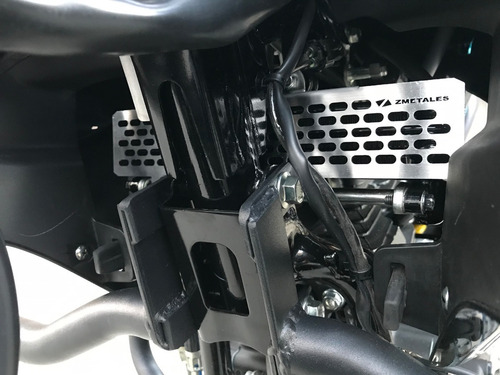 (protector) Radiador En Acero Inoxidable Yamaha Fz25