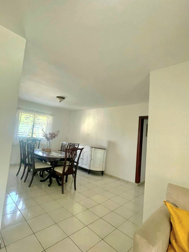 Amplió Apartamento En La Independencia