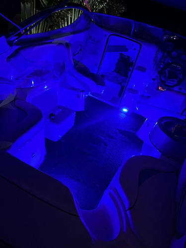 Focker 215 Style 2006 Cabinada