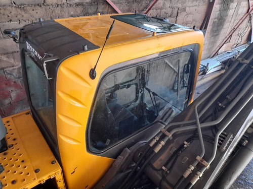 Imagem 13 de 14 de Escavadeira Volvo Ec210b 320d Pc200 320 R220 Cat Ano 2013