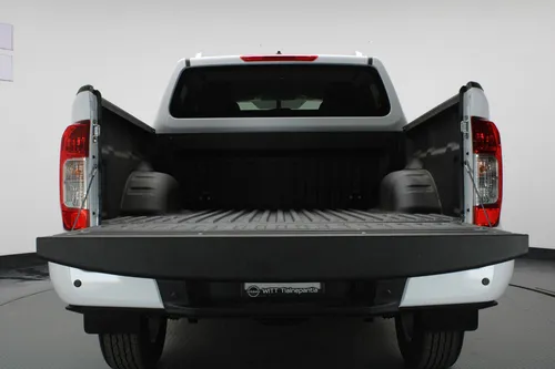 Nissan Frontier 2.5 Le At