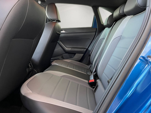 Volkswagen Nivus Highline 1.0 200 TSI Flex Aut.