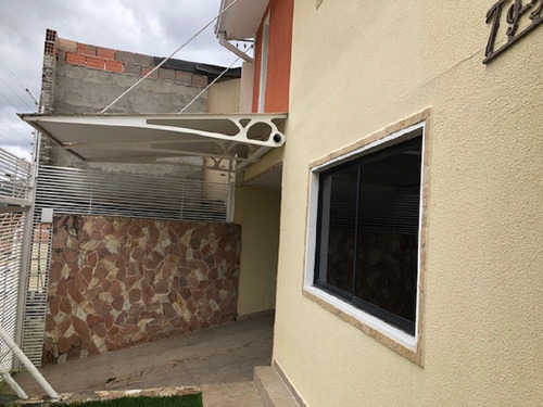 Imagen 3 de 30 de En Venta Una Espectacular Y Lujosa Quinta, Totalmente Equipada Y Amoblada, Ubicada En Bosque Valle.