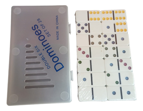 Domino Juego De Mesa Set X28 Piezas Seis Colores 