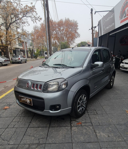 Imagen 2 de 16 de Fiat Uno 2014 1.4 Sporting Pack Seguridad
