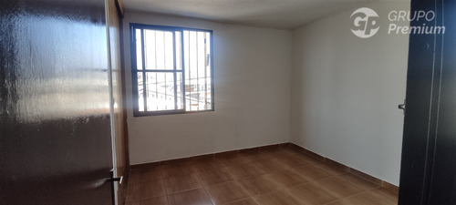 Departamento En Venta De 3 Dorm. En La Granja