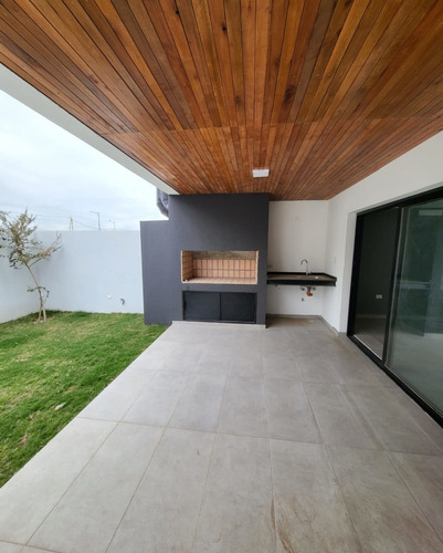 Imagen 15 de 25 de Colinas De Manantiales, Duplex En Venta De 2 Dormitorios, Patio, Asador, Amplio