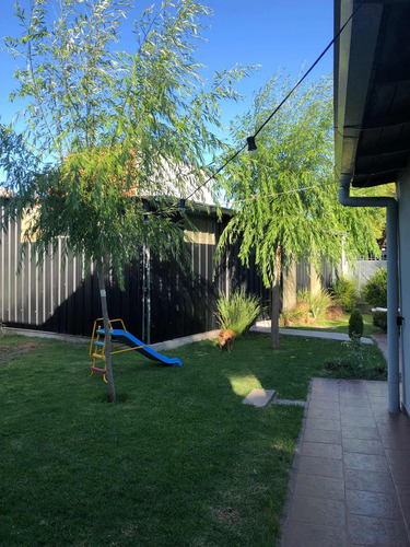 Casa En Venta - 2 Dormitorios 1 Baño - 450mts2 - Merlo Oeste