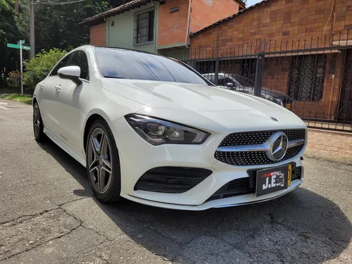 Mercedes-Benz Clase CLA 1.3 Cla 180 Amg Line At