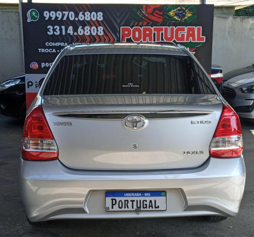 Imagem 6 de 11 de Toyota Etios Sedan Xls 1.5 Prata 2018