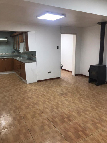 Arrendamos Bodegas Con Oficinas Y Depto