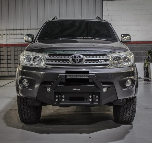 Parachoque Viper Última Generación Toyota Fortunner Nacional
