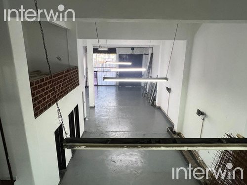 Edificio Comercial En Liniers