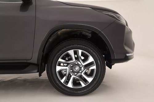 Toyota SW4 2.8 Srx 204Cv 4X4 7As At