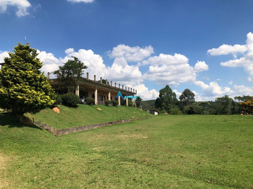 Chácara C/ 4 Quartos, Área Total De 5.299 M², Próximo Da Rodovia Eng. Constâncio Cintra, Jundiaí - Ch00255 - 69316660