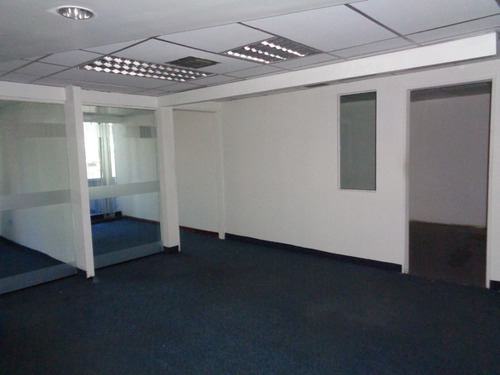 Oficina En Alquiler El Rosal 635 M2