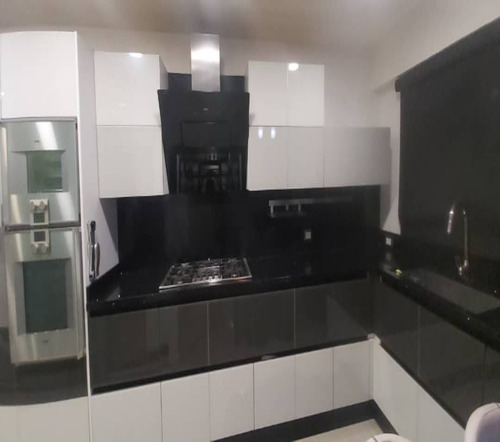 Imagen 15 de 22 de Townhouse En Venta, Morro I, Lecheria