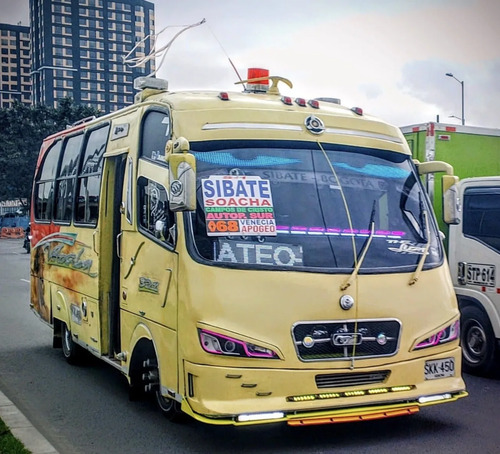 Buseta Chevolet Npr