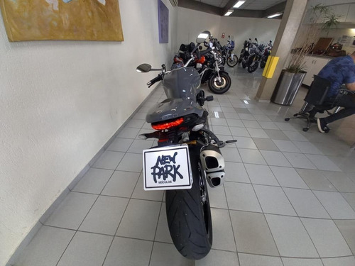 Ducati Monster 1200 S