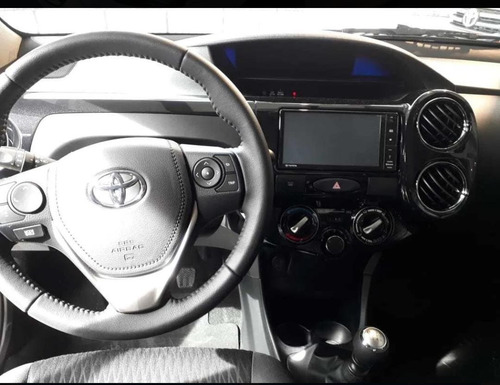 Toyota Etios Xls 4p 6mt Sedan 2021 Febrero