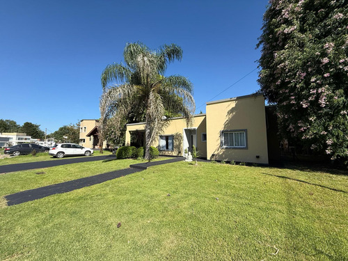 Casa De 4 Amb. A La Venta En Club De Campo Las Perdices