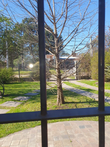 Imagen 2 de 14 de Casa Excelente Punto Padrón Único Esquina Muy Cerca Del Mar!