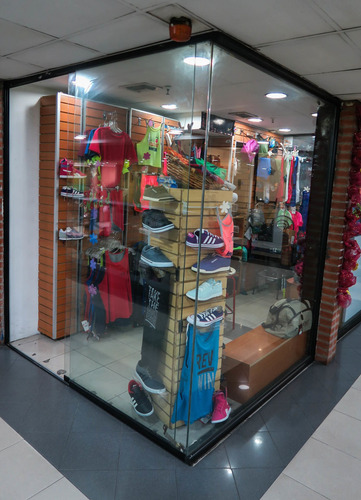 Imagen 9 de 14 de Minitienda En Venta En C.c. Multiplaza Victoria