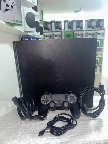 Playstation 4 Pro 1tb 4k Preto - 2 Controles Com Garantia Preto (Recondicionado)