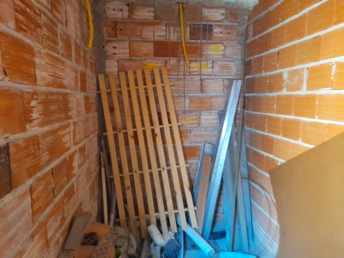 Imagem 11 de 15 de Casas Germinadas Com 5 Dormitórios E Um Galpão Em Construção À Venda, 150 M² Por R$ 530.000 - Jardim Torrão De Ouro - São José Dos Campos/sp - Ca1259