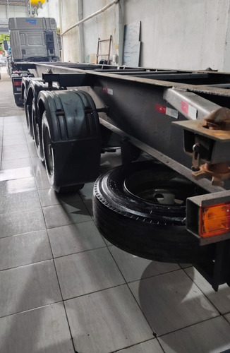 Carreta Bug 40 Com 8 Locks Ano 2005 Com Pneus Single