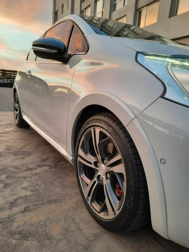 Peugeot 208 Gti
