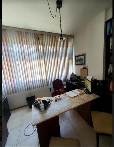 Sala Comercial Em Copacabana Com Vaga De Garagem