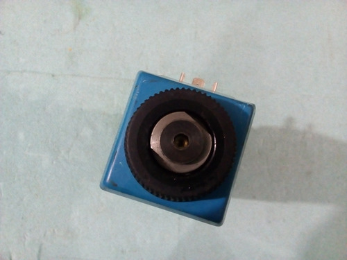 Valvula Direccional Vickers Mod. Dg4v-3s-8bl200-vm-u-hh5-60