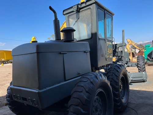 Imagen 3 de 14 de Motoconformadora Marca John Deere Modelo 570a
