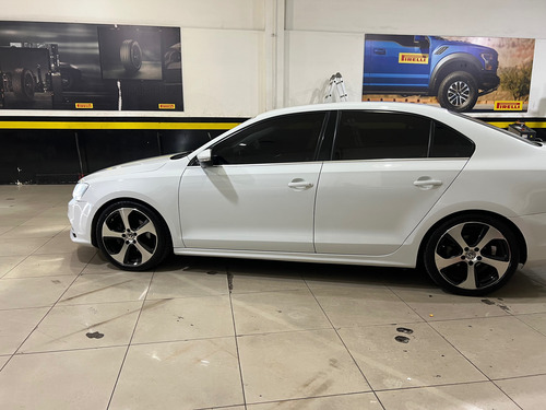 Volkswagen Vento 1.4 Comfortline 150cv At