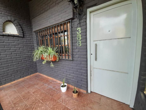 Imagen 3 de 10 de Casa En Venta Cond En Ituzaingo Norte