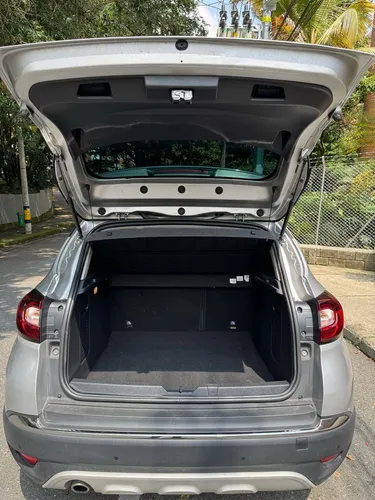 Renault Captur 2.0 Intens Automática