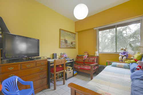 Venta Block Departamentos 4 Ambientes Cocheras Villa Real Apto Credito