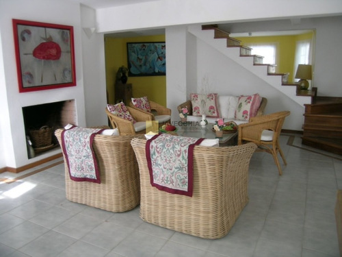 Imagen 7 de 24 de Venta De Casa De 4 Dormitorios En La Barra