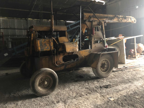 Imagen 9 de 12 de Grua Milanese Crane 3tn Diesel Funcionando,envio Al Interior