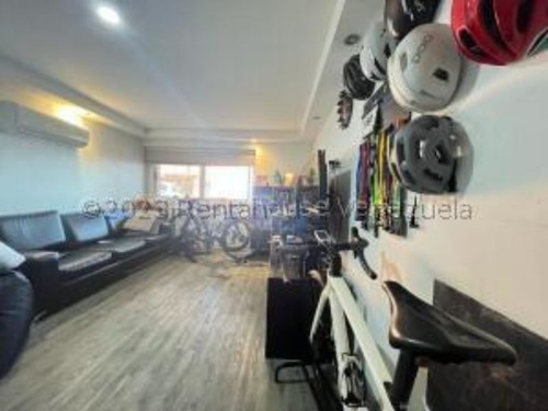 #23-25048 Bello Townhouse Ubicado En Loma Linda