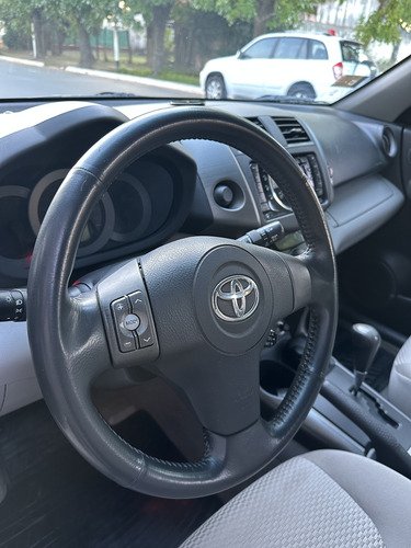 Toyota RAV4 2.4 4x2 At