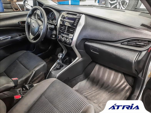 Imagem 7 de 7 de Toyota Yaris 1.5 16v Sedan Xl