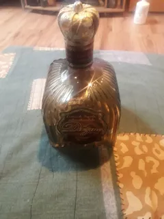 Botella Decorativa De Crema De Tequila El Diezmo Vacia